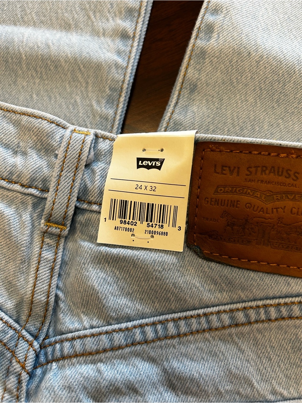BNWT Levi's Light Blue Ribcage Bell Jeans - Picture 5 of 7